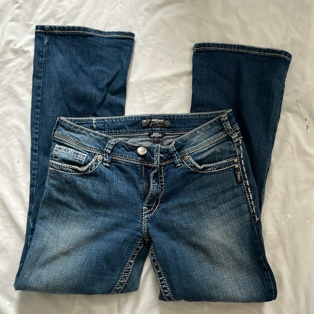 Silver Jeans 29/30 low rise boot cut zipper